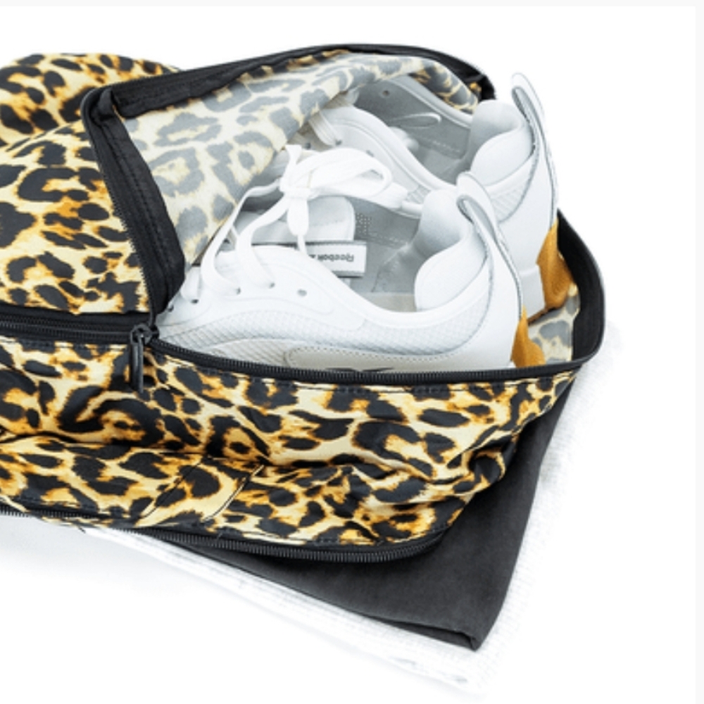 MYTAGALONGS Leopard Print Clean/Dirty Travel Gym Bag ~ NWT - Picture 2 of 6